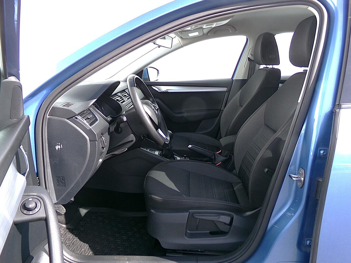 O419V08228_20.webp_OCTAVIA Ambition 1.6 TDI 85 kW manuál