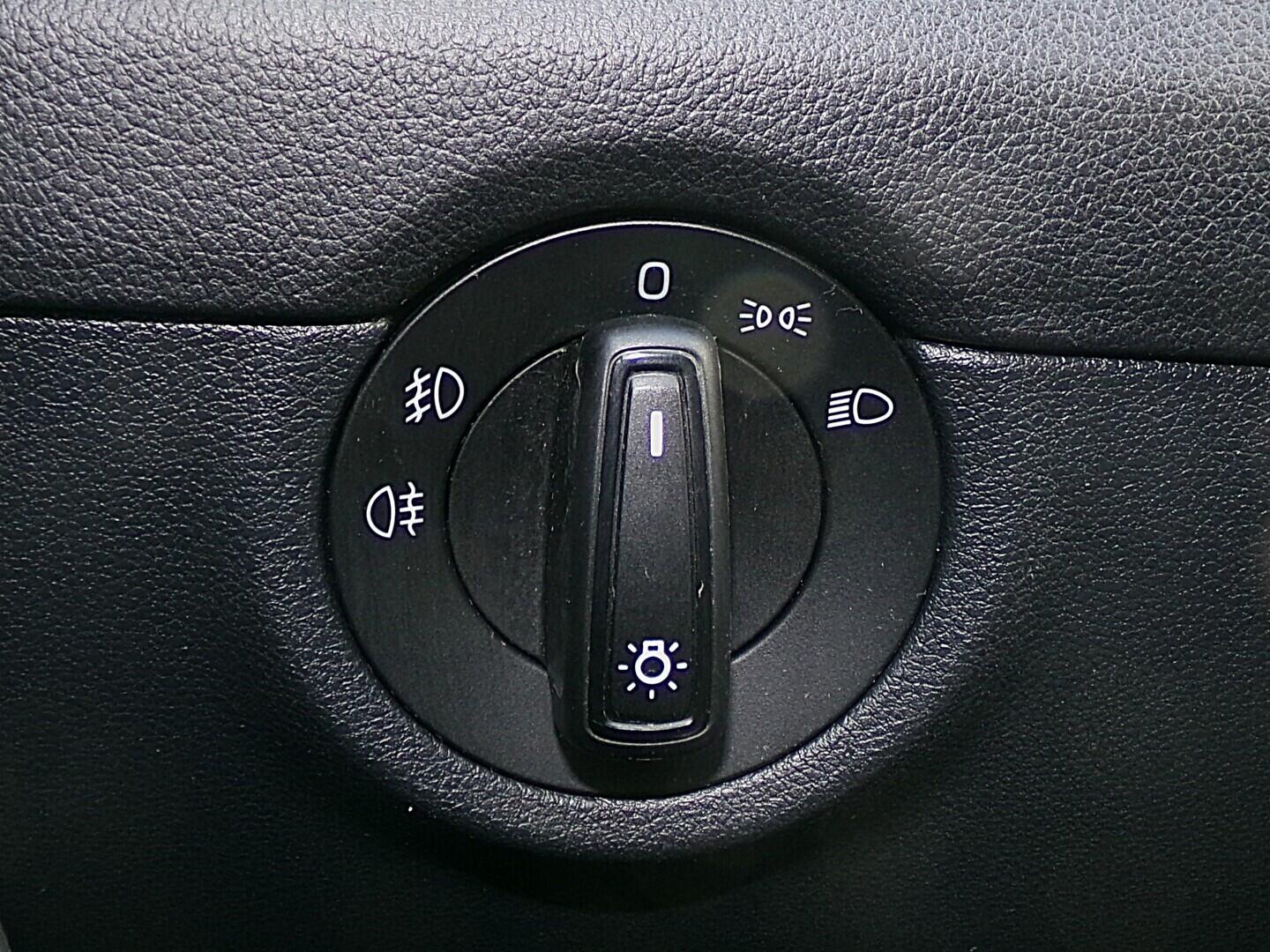 O419V08228_22.webp_OCTAVIA Ambition 1.6 TDI 85 kW manuál