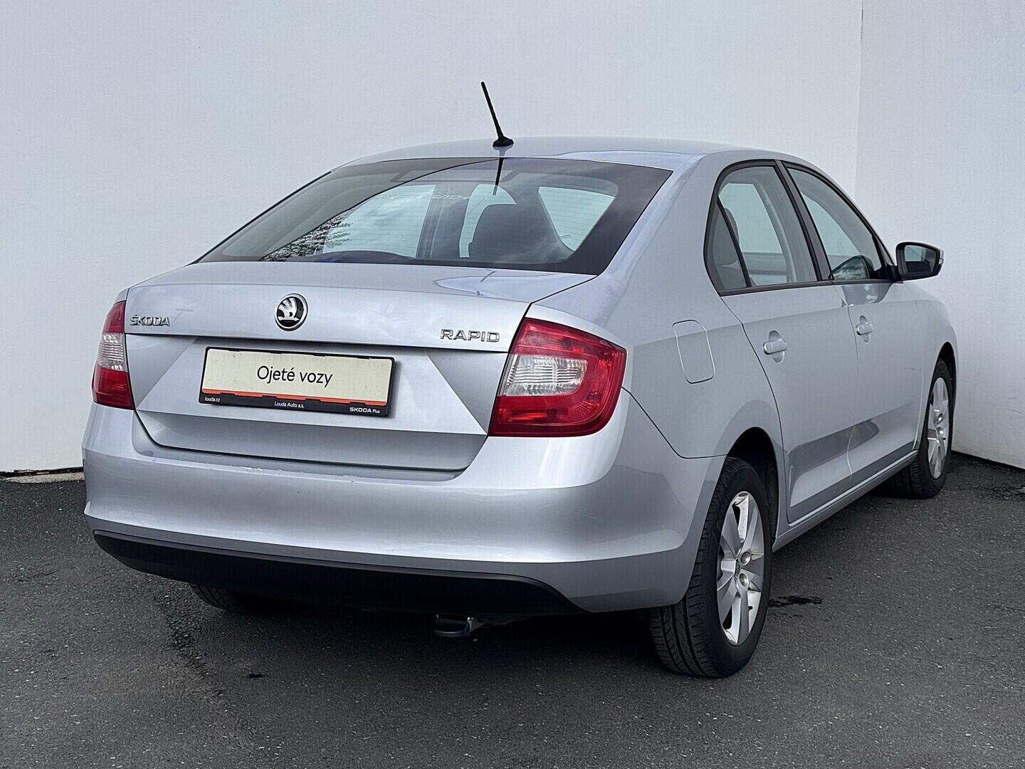 O419V08230_11.webp_RAPID Ambition 1.4 TDI 66 kW manuál, DPH