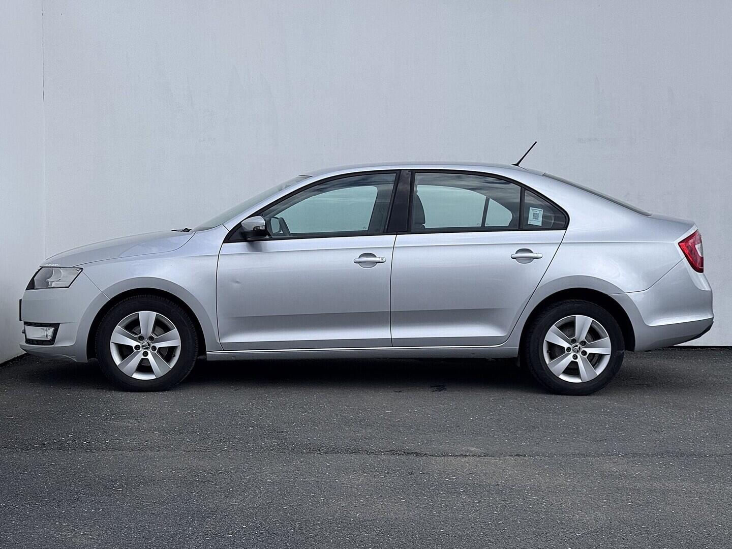 O419V08230_12.webp_RAPID Ambition 1.4 TDI 66 kW manuál, DPH