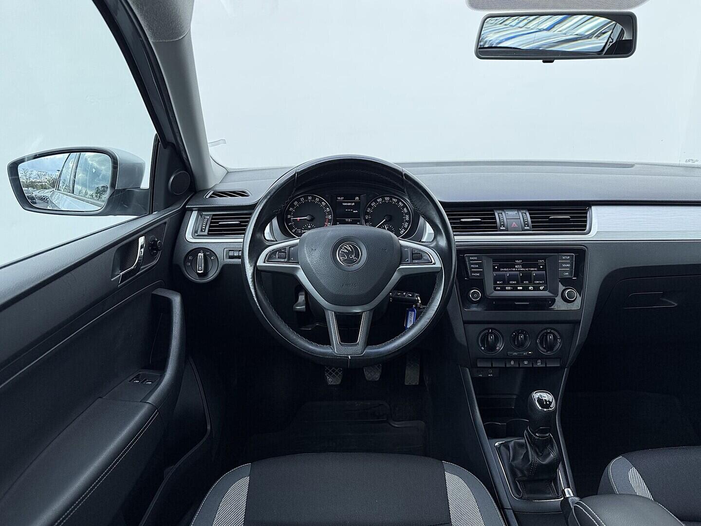 O419V08230_24.webp_RAPID Ambition 1.4 TDI 66 kW manuál, DPH