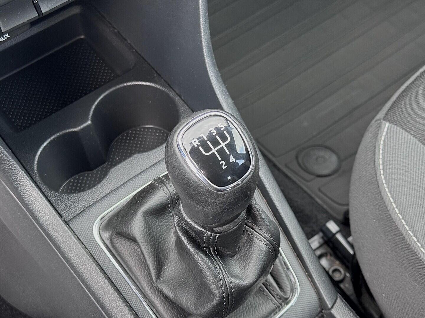 O419V08230_28.webp_RAPID Ambition 1.4 TDI 66 kW manuál, DPH