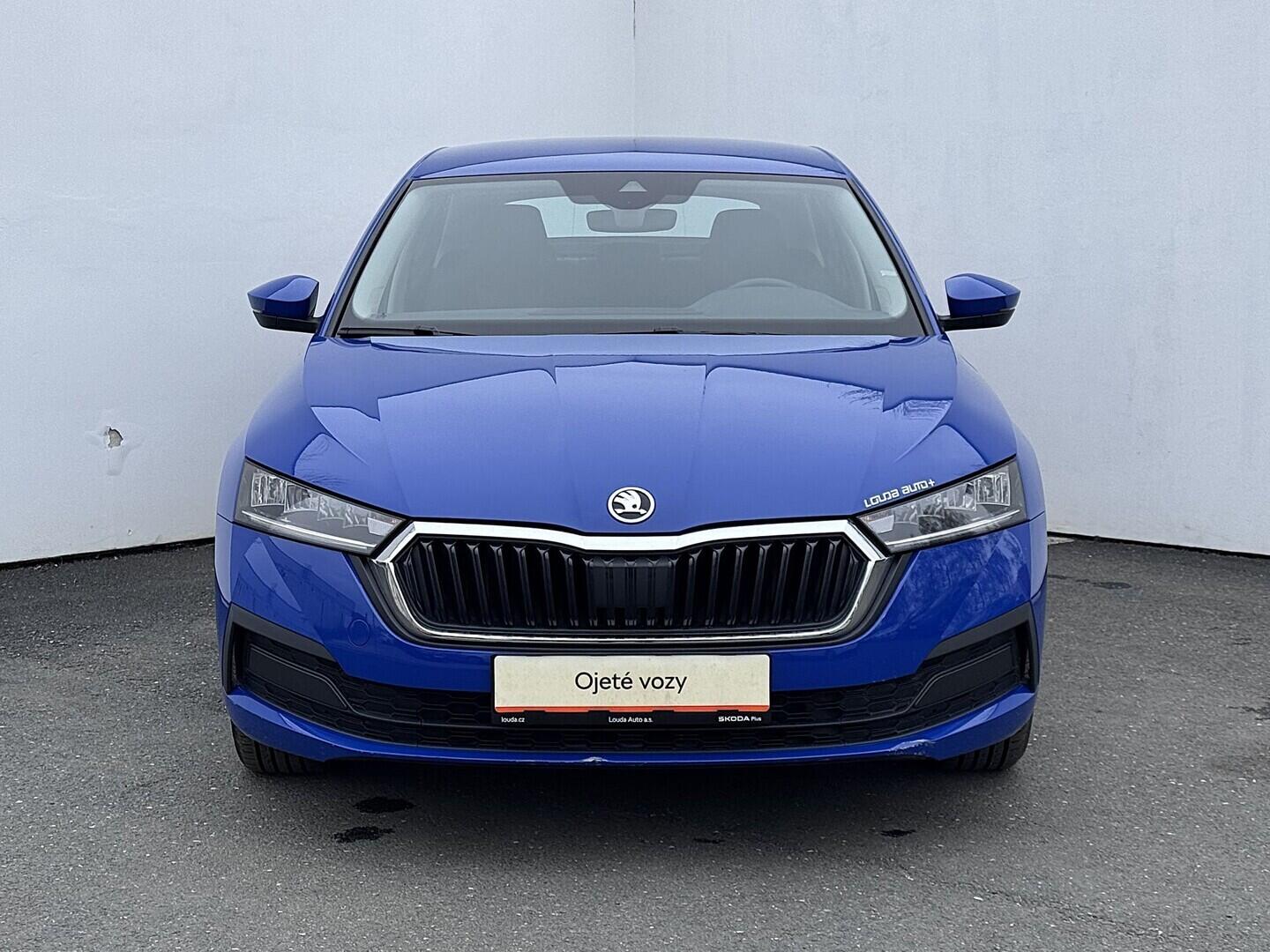 O419V08231_13.webp_OCTAVIA Active 2.0 TDI 85 kW manuál, DPH