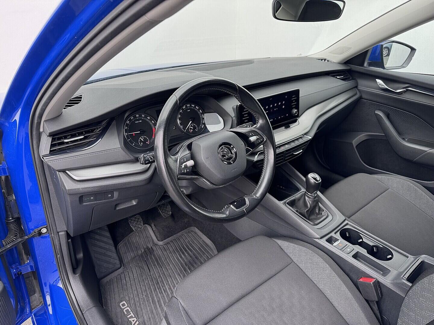 O419V08231_19.webp_OCTAVIA Active 2.0 TDI 85 kW manuál, DPH