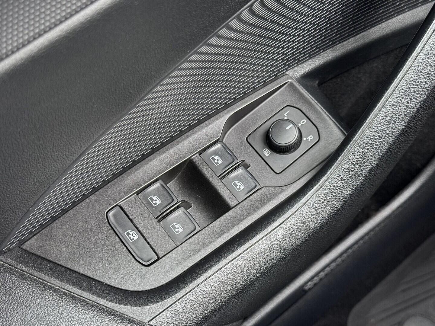 O419V08231_21.webp_OCTAVIA Active 2.0 TDI 85 kW manuál, DPH