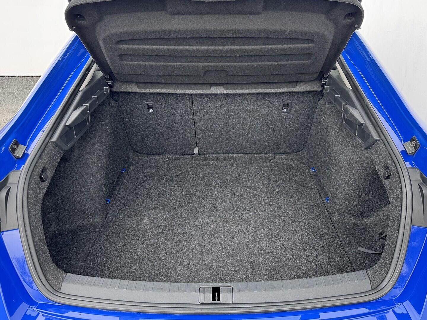 O419V08231_32.webp_OCTAVIA Active 2.0 TDI 85 kW manuál, DPH