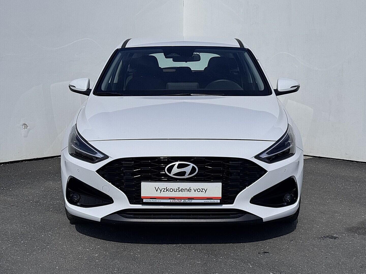 O419V08235_13.webp_I30 start 1.0 T-GDI 74 kW manuál, DPH