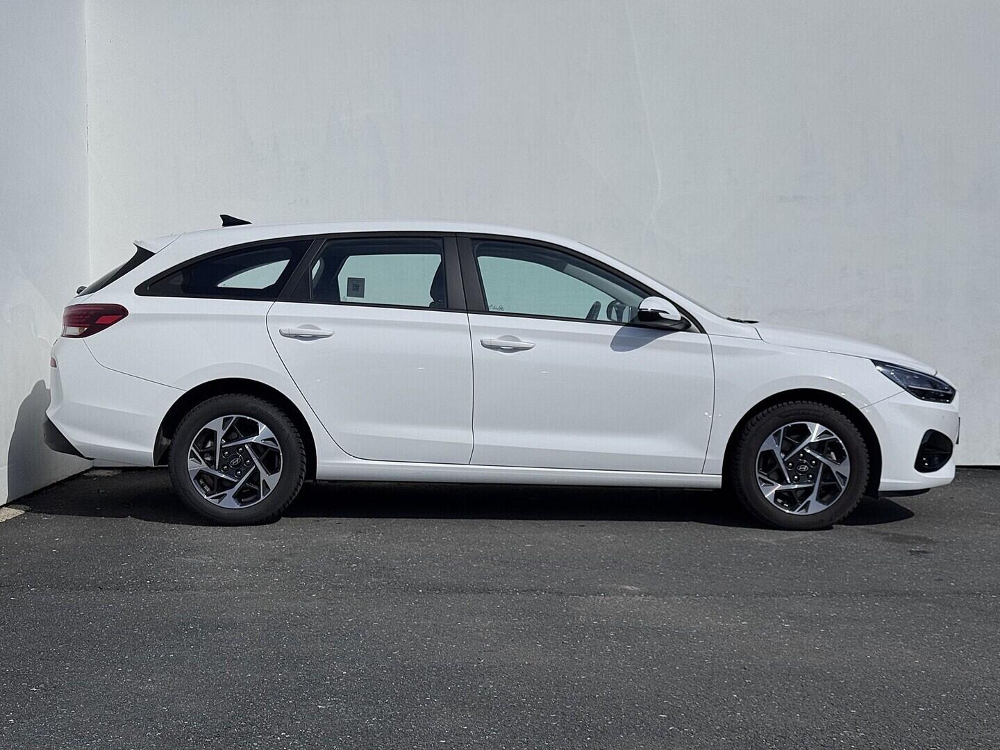 O419V08235_16.webp_I30 start 1.0 T-GDI 74 kW manuál, DPH