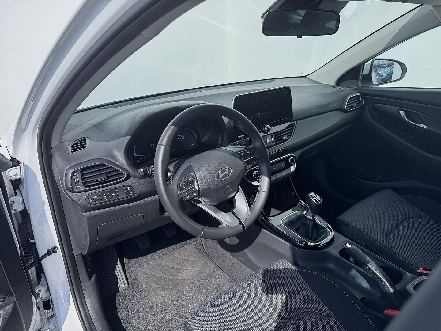 O419V08235_19.webp_I30 start 1.0 T-GDI 74 kW manuál, DPH