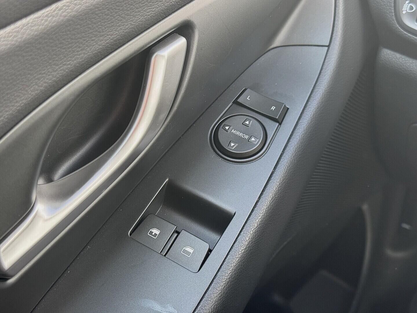 O419V08235_21.webp_I30 start 1.0 T-GDI 74 kW manuál, DPH