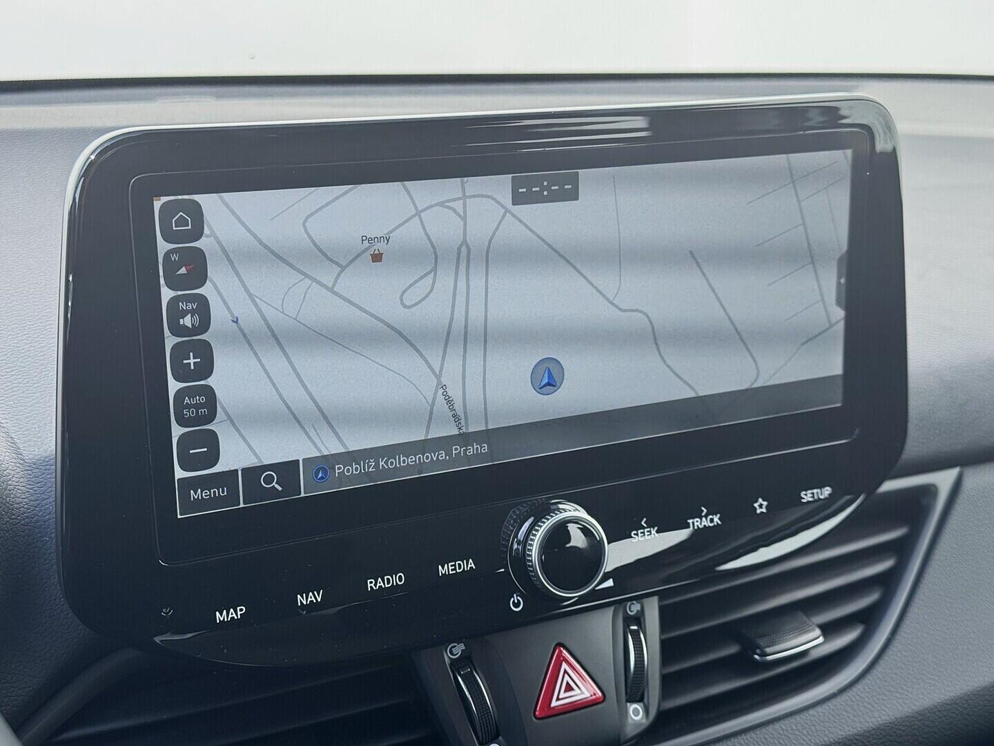 O419V08235_25.webp_I30 start 1.0 T-GDI 74 kW manuál, DPH