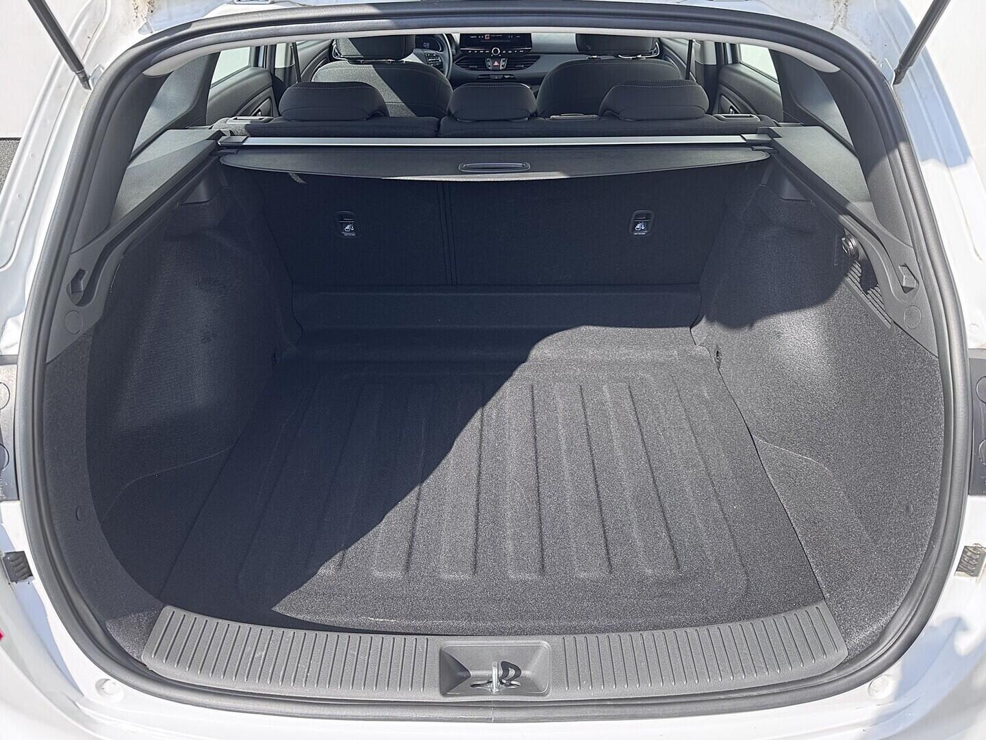 O419V08235_31.webp_I30 start 1.0 T-GDI 74 kW manuál, DPH