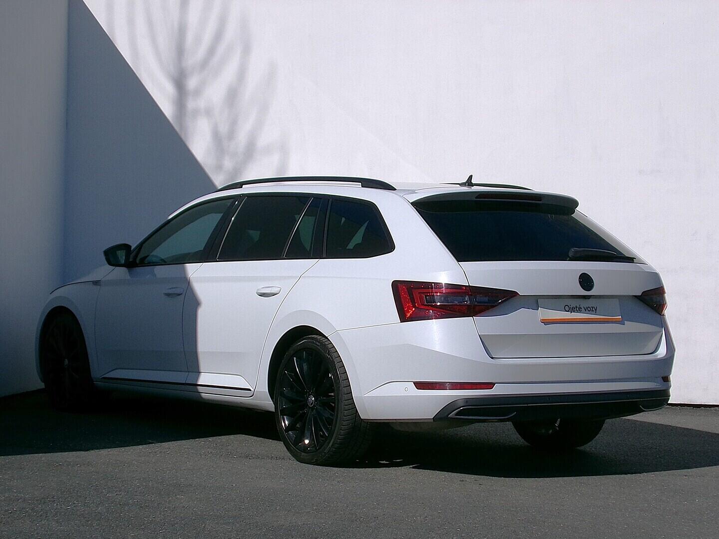 O419V08240_15.webp_SUPERB SportLine 2.0 TDI 140 kW automat