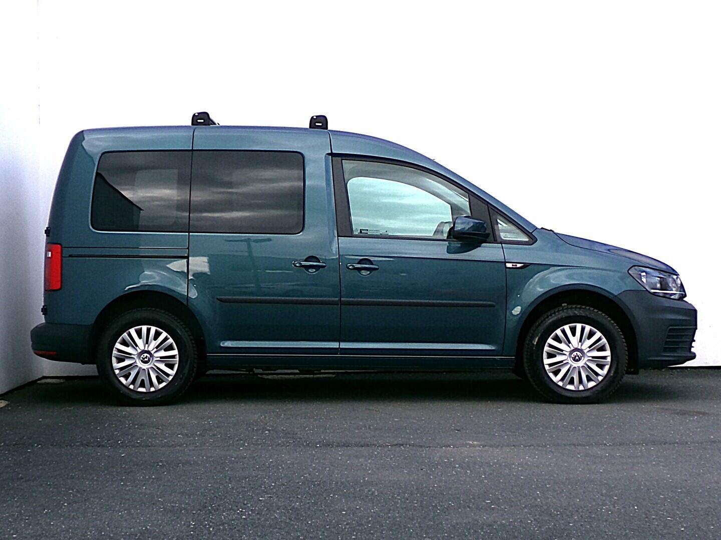 O419V08242_16.webp_CADDY Comfortline 2.0 TDI 75 kW manuál, DPH