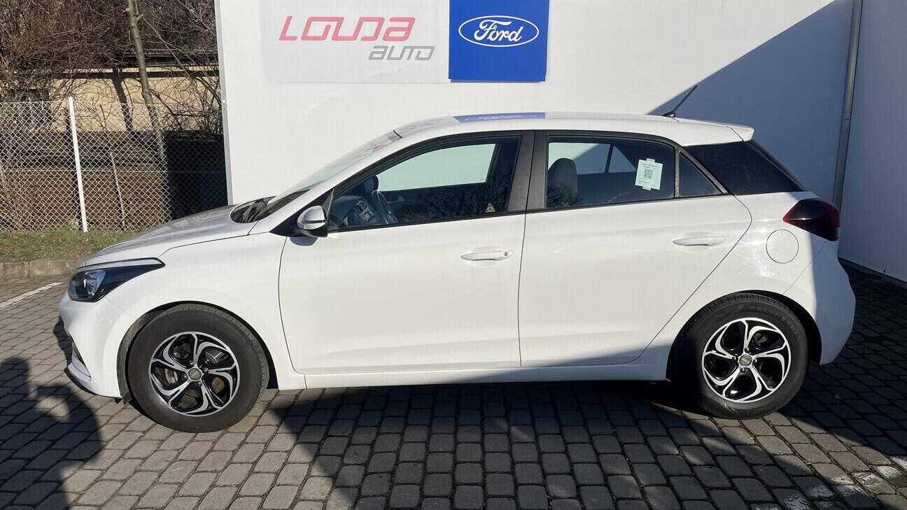 O419V08243_12.webp_I20 Classic club 1.0  74 kW automat