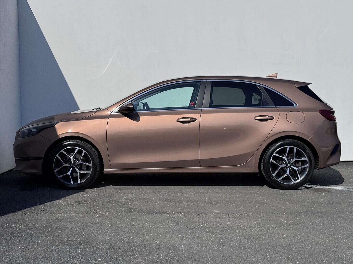 O419V08244_12.webp_CEED  1.5 TGDi 118 kW manuál