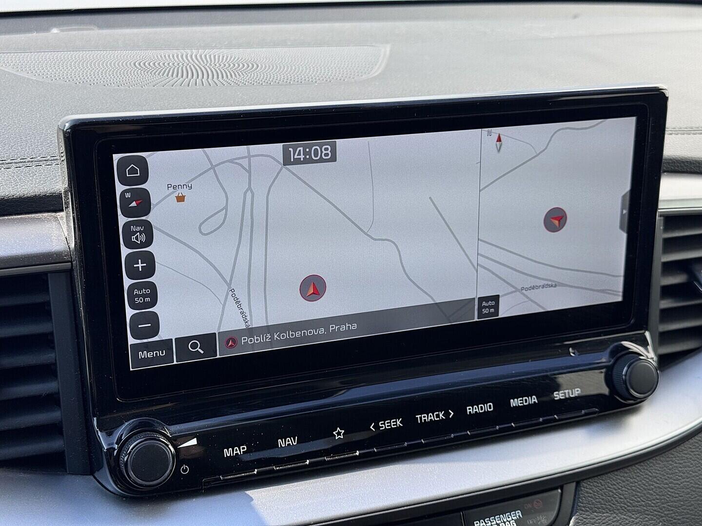 O419V08244_25.webp_CEED  1.5 TGDi 118 kW manuál