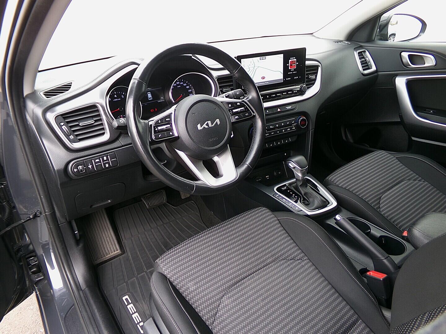 O419V08245_19.webp_CEED Top 1.5 TGDi 118 kW automat, DPH