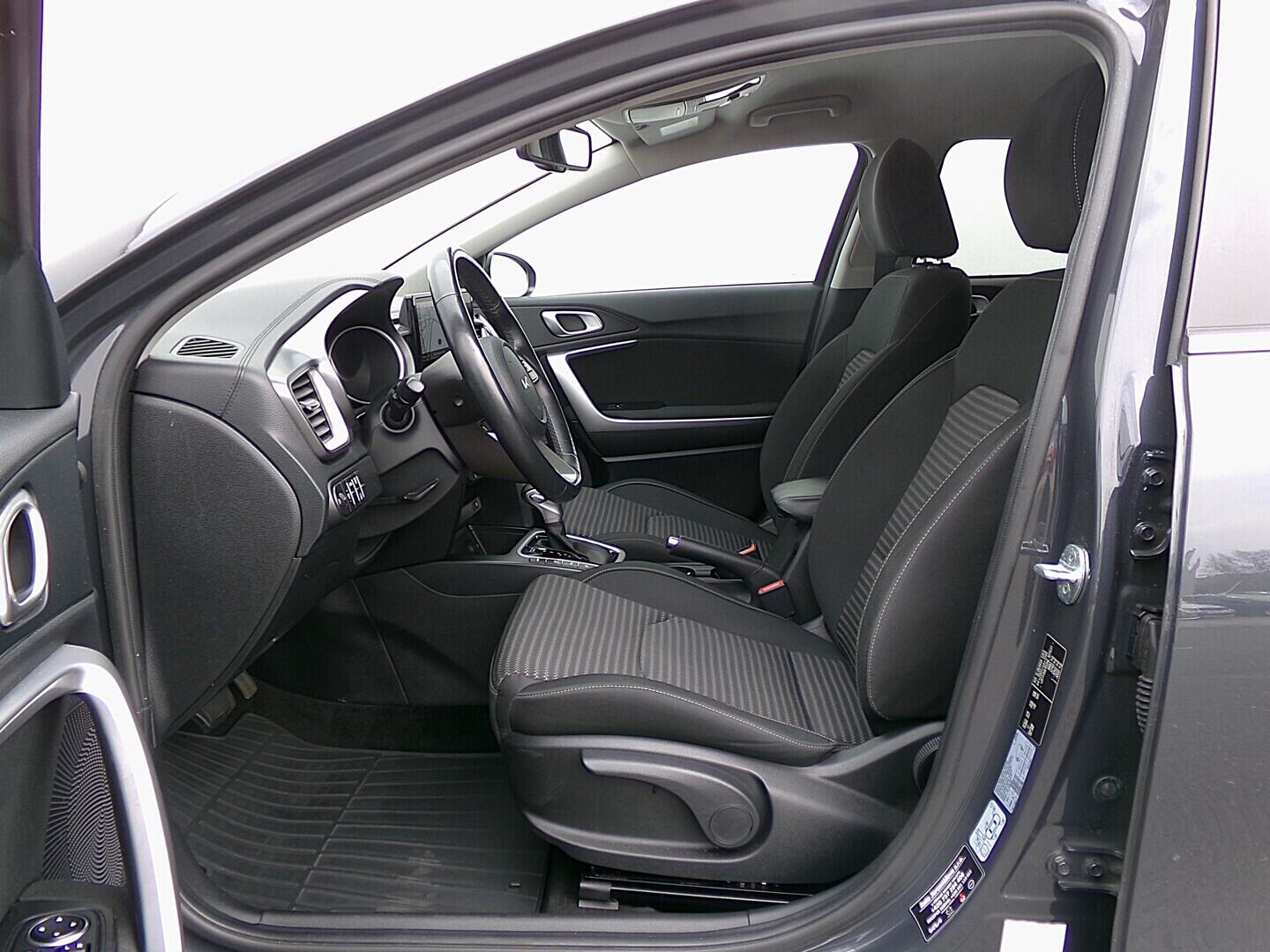 O419V08245_20.webp_CEED Top 1.5 TGDi 118 kW automat, DPH