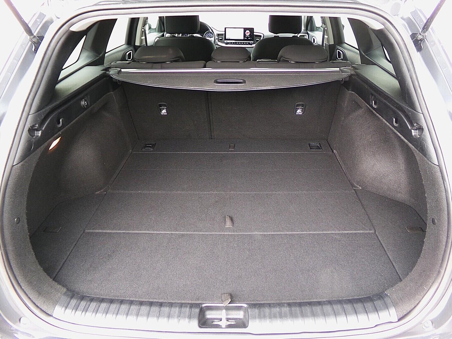 O419V08245_32.webp_CEED Top 1.5 TGDi 118 kW automat, DPH