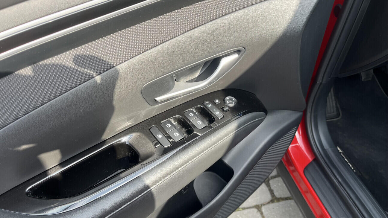 O419V08246_21.webp_TUCSON Smart  1.6 TGDI 110 kW manuál