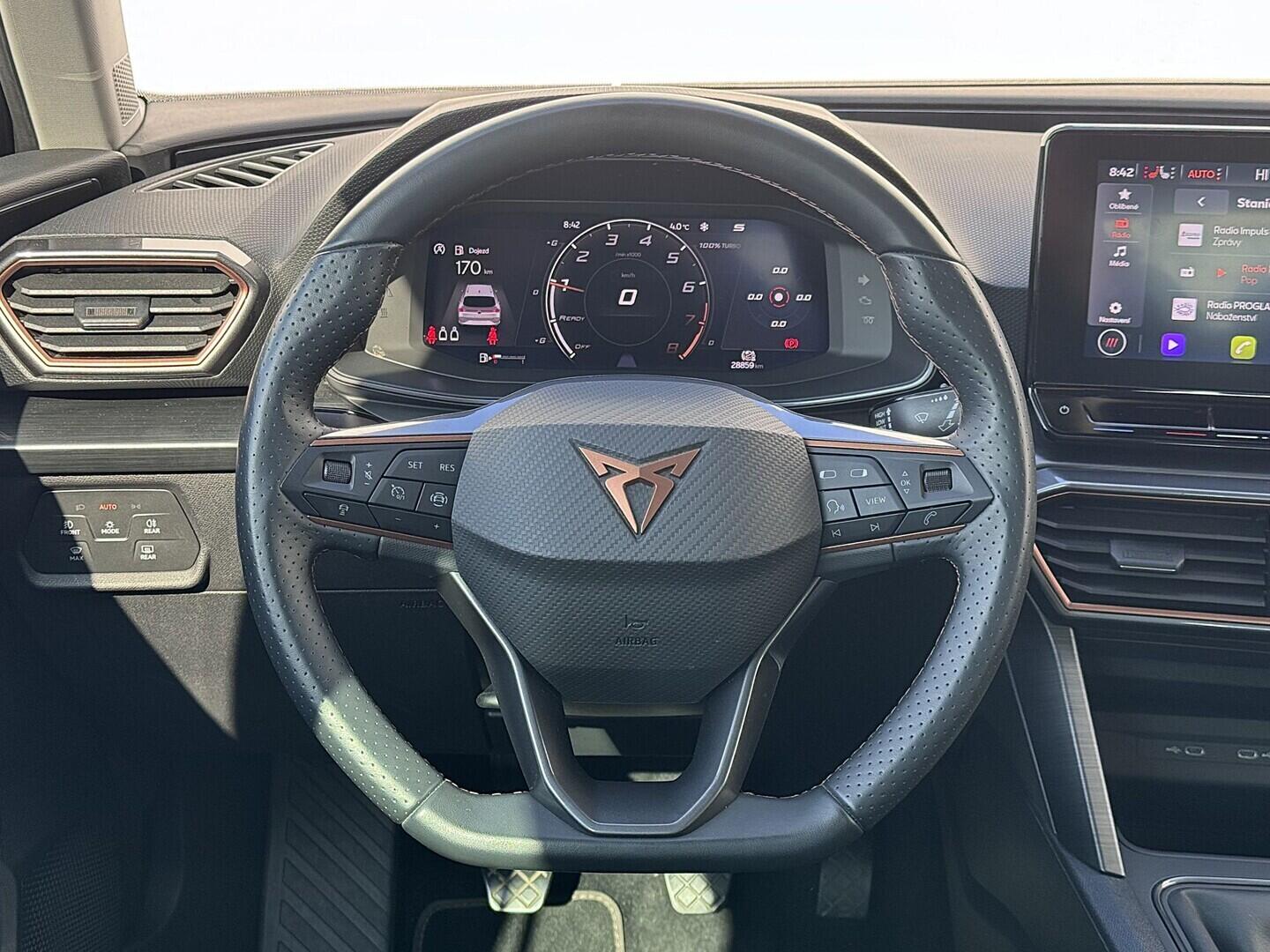 O419V08247_22.webp_LEON  1.5 TSI 110 kW manuál, DPH