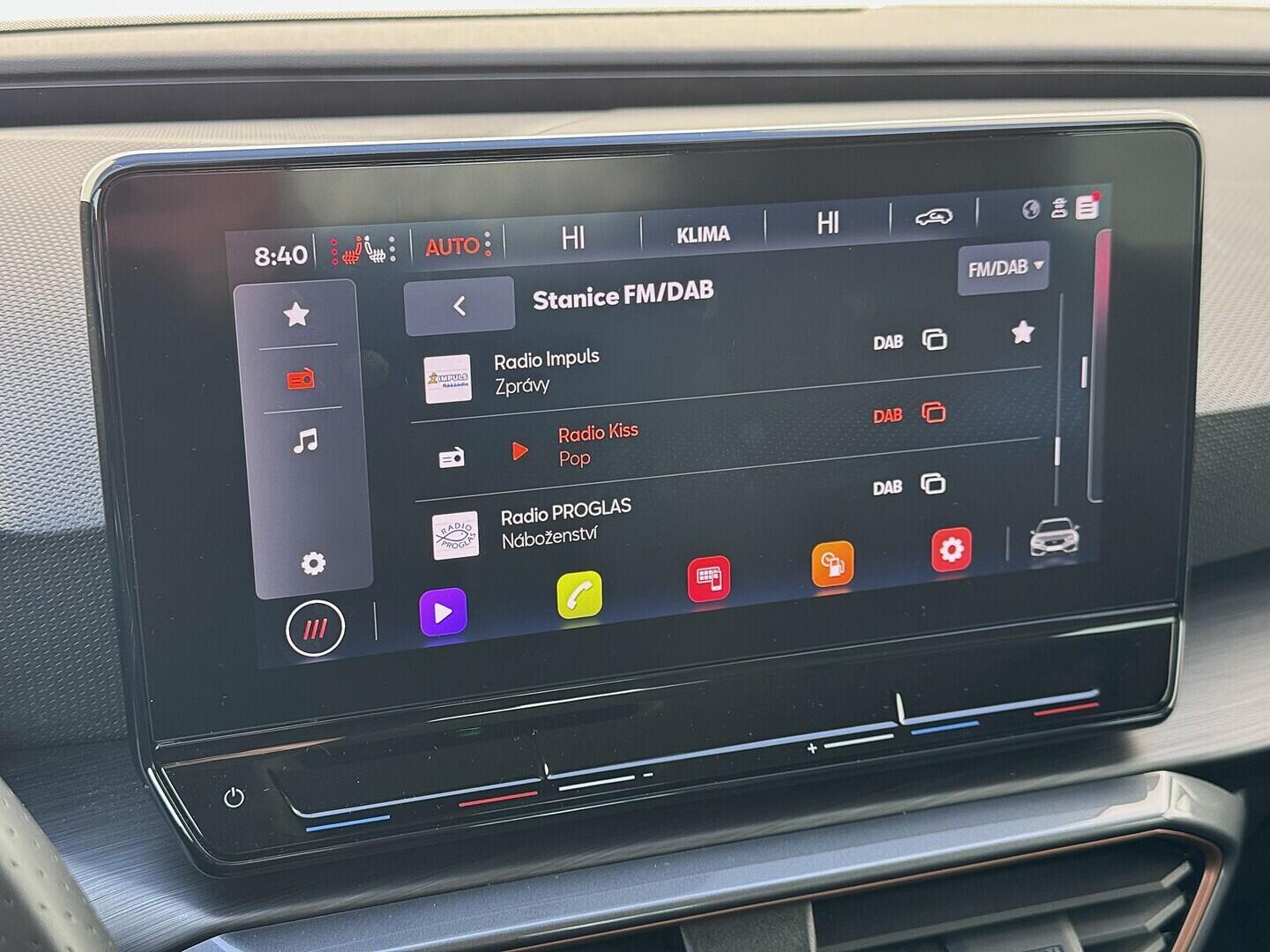O419V08247_24.webp_LEON  1.5 TSI 110 kW manuál, DPH