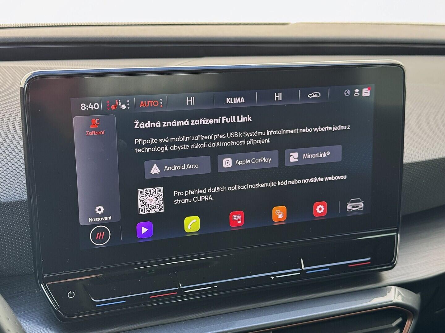 O419V08247_25.webp_LEON  1.5 TSI 110 kW manuál, DPH