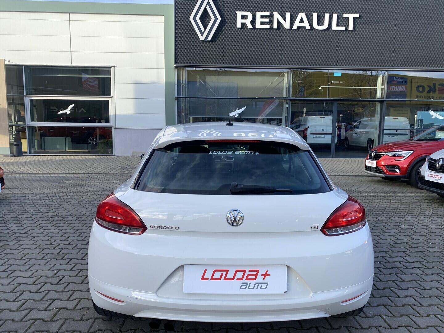 O419V08248_15.webp_SCIROCCO  1.4 TSI 90 kW manuál