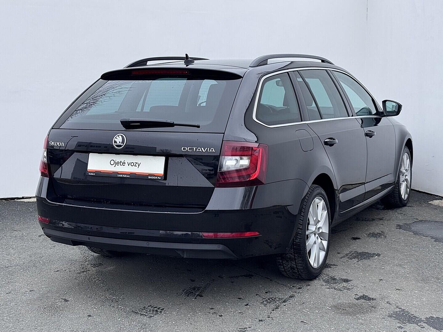 O419V08249_11.webp_OCTAVIA Style 2.0 TDI 110 kW automat, DPH