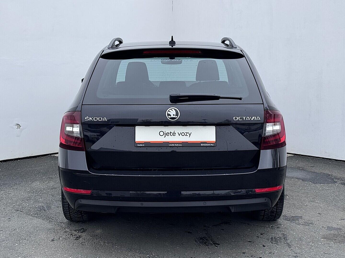 O419V08249_17.webp_OCTAVIA Style 2.0 TDI 110 kW automat, DPH