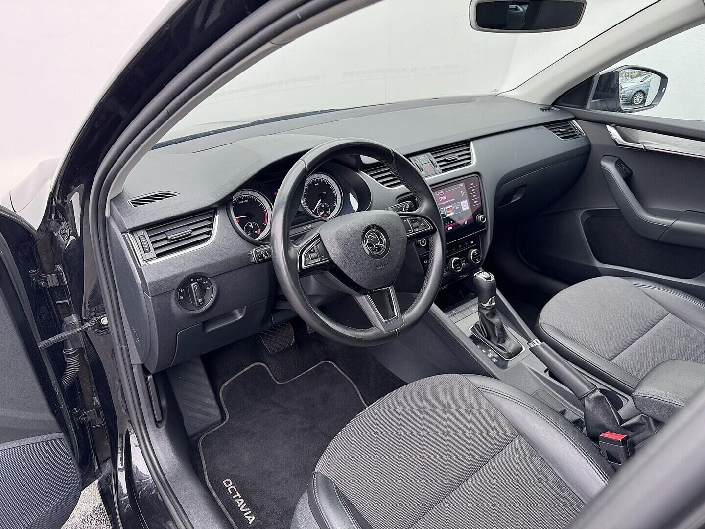 O419V08249_19.webp_OCTAVIA Style 2.0 TDI 110 kW automat, DPH