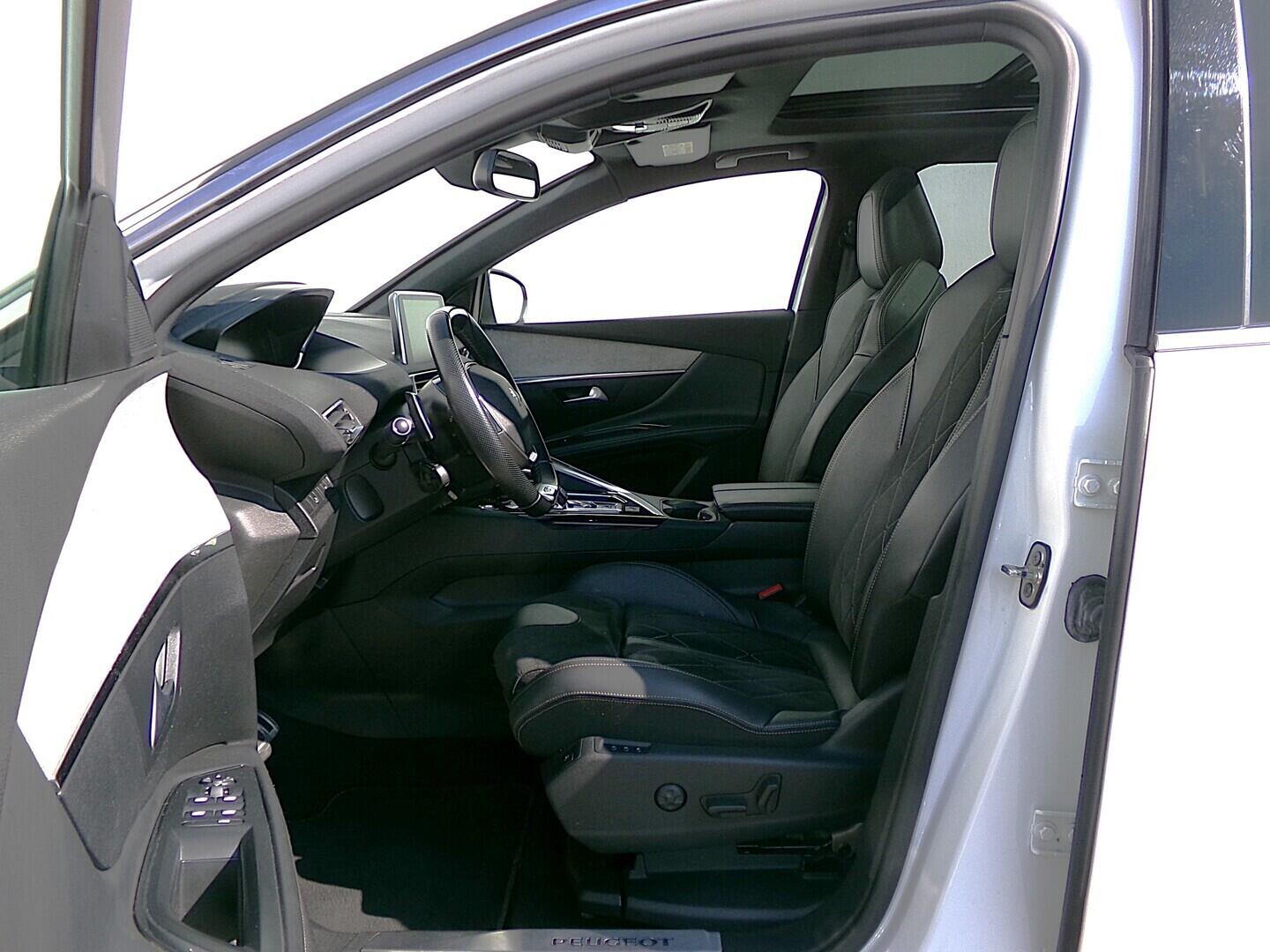 O419V08254_20.webp_5008 GT 2.0 HDI 130 kW automat