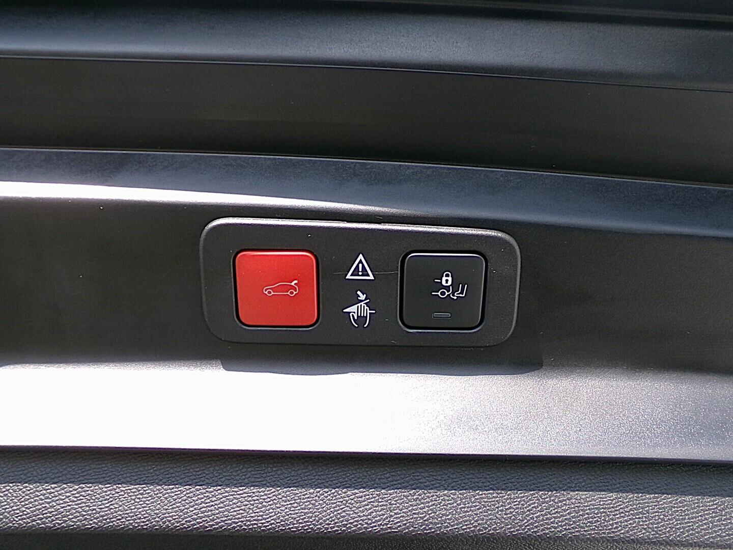 O419V08254_36.webp_5008 GT 2.0 HDI 130 kW automat