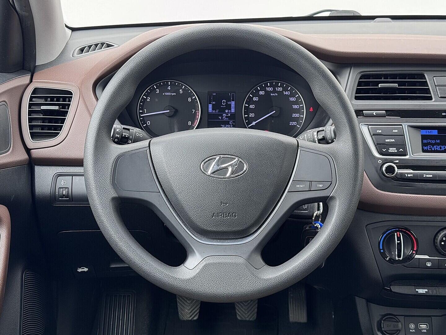 O419V08257_22.webp_I20  1.2 MPI 55 kW manuál