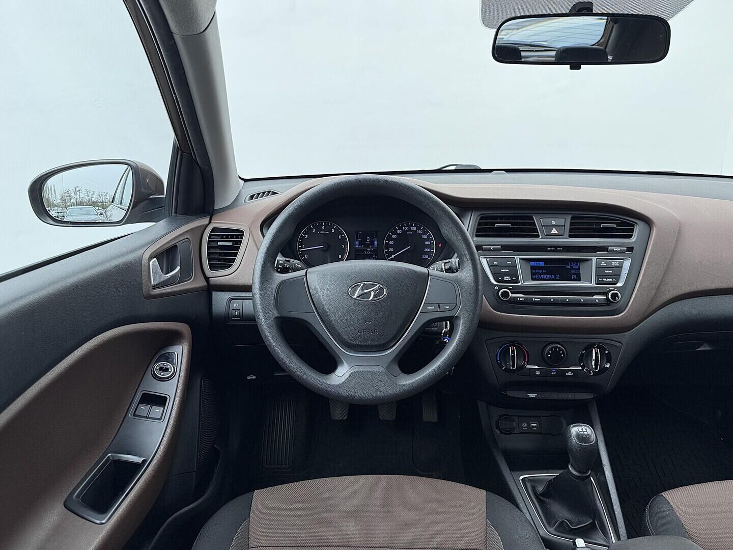 O419V08257_23.webp_I20  1.2 MPI 55 kW manuál