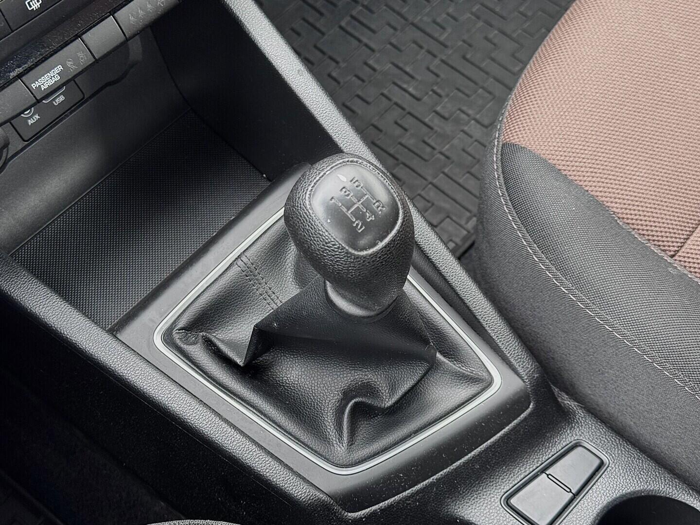 O419V08257_28.webp_I20  1.2 MPI 55 kW manuál