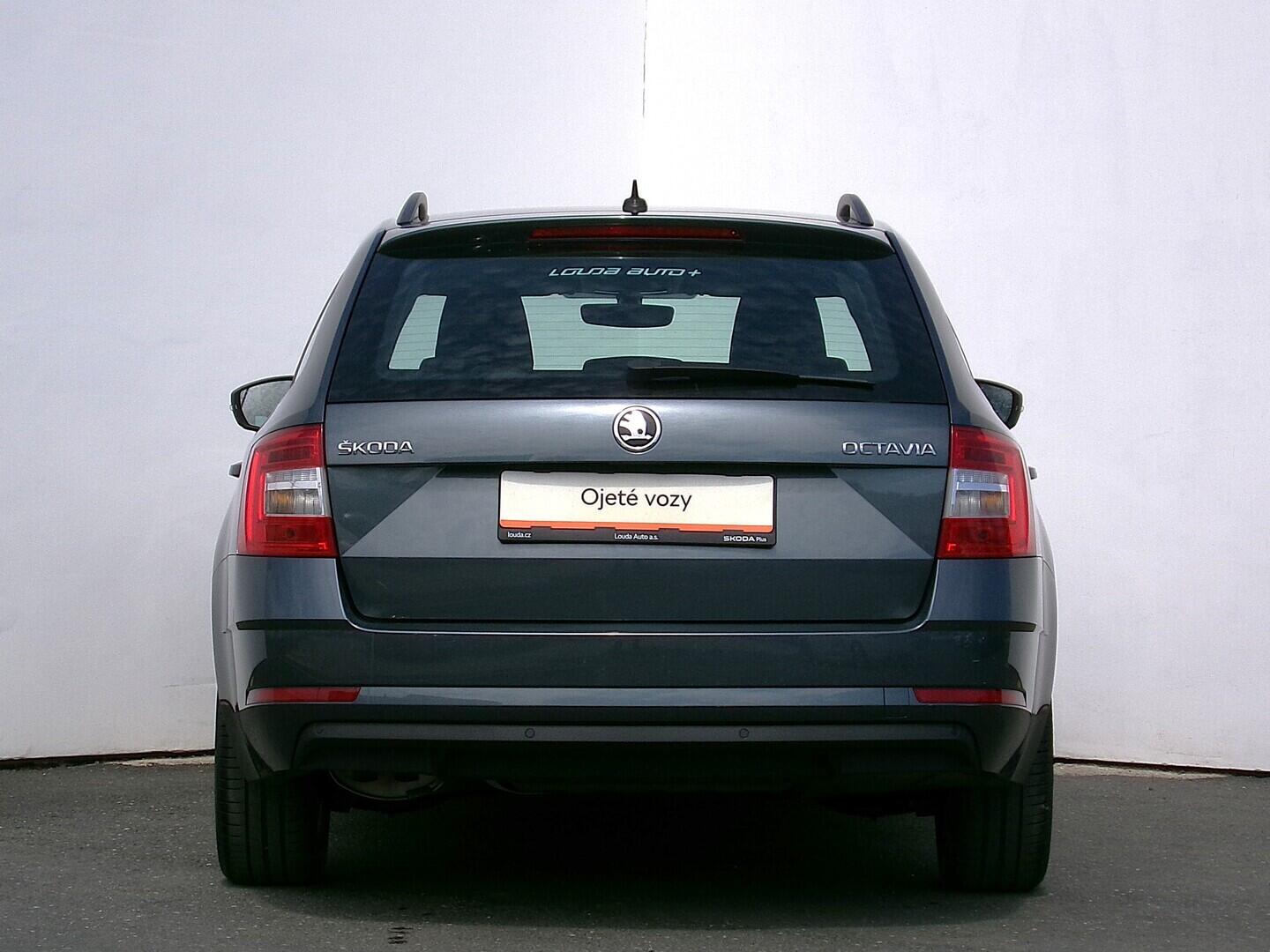 O419V08262_17.webp_OCTAVIA Ambition 1.5 TSI 110 kW automat, DPH