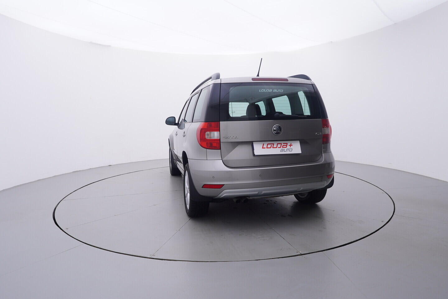 O419V08266_13.webp_YETI Ambition 1.4 TSI 90 kW manuál