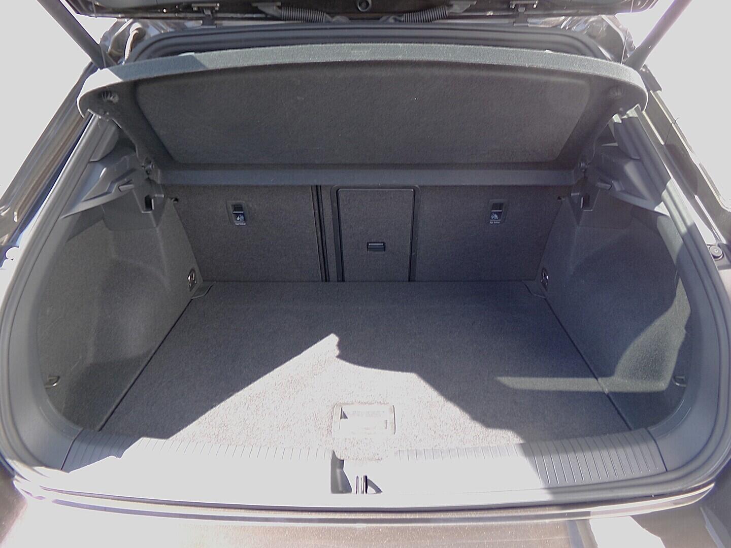 O419V08267_34.webp_T-ROC Sport 1.5 TSI 110 kW automat