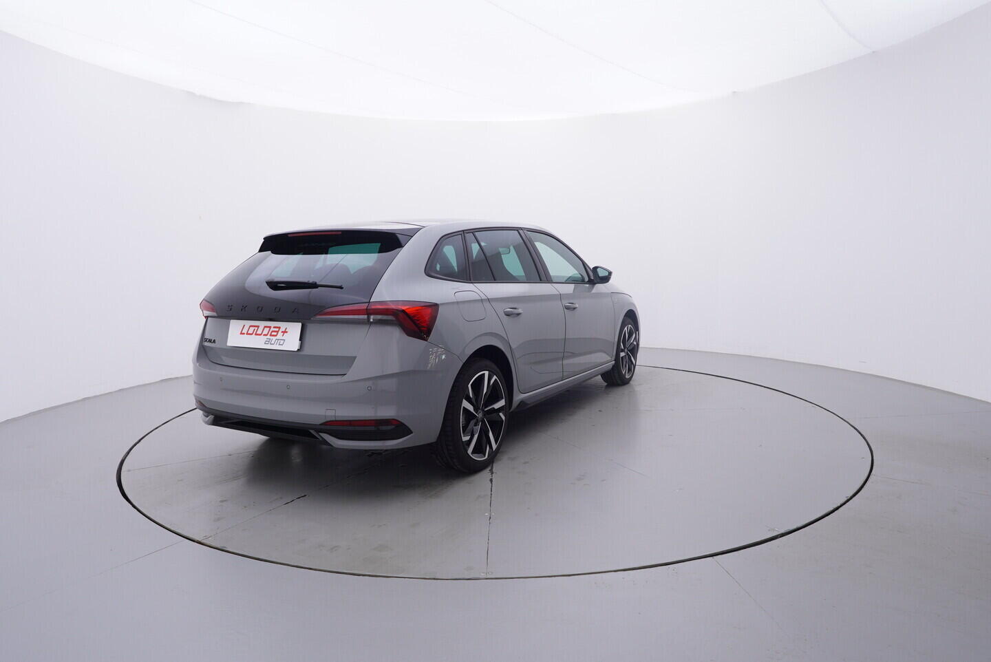 O419V08270_10.webp_SCALA Monte Carlo 1.0 TSI 85 kW manuál, DPH