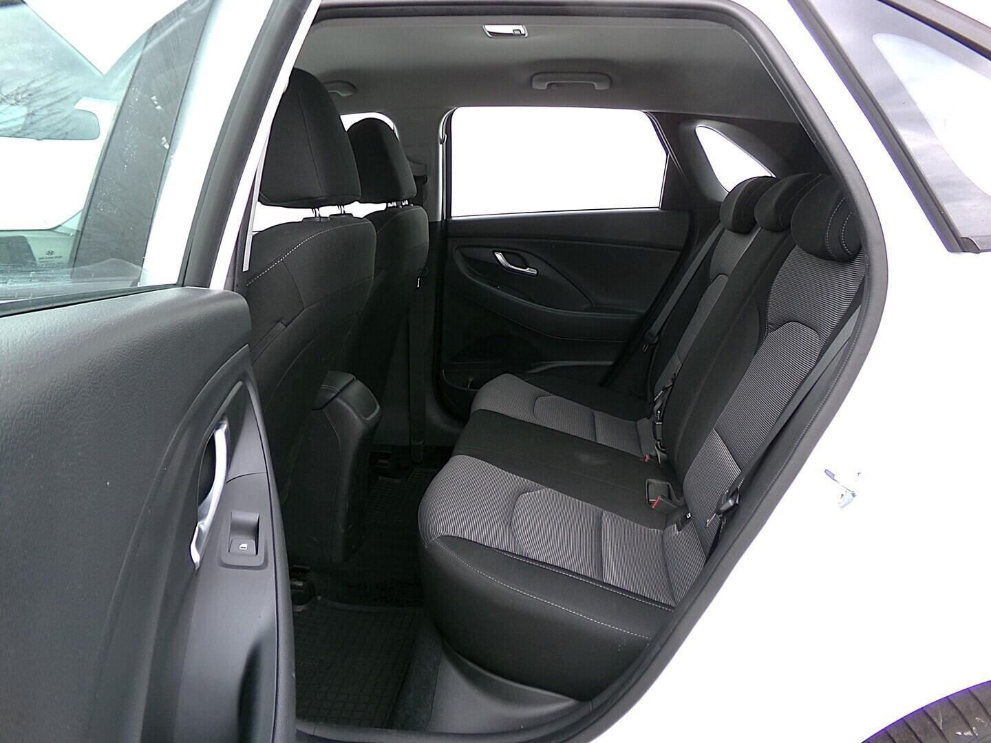 O419V08272_29.webp_I30 Comfort 1.4 MPI 73 kW manuál