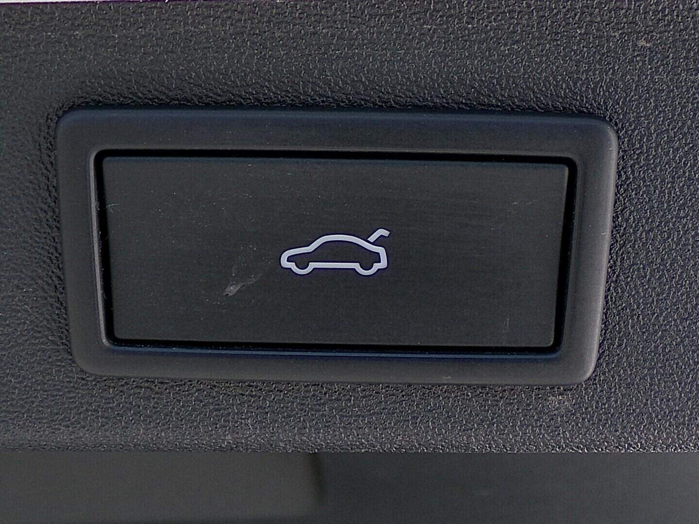 O419V08273_41.webp_KODIAQ Exclusive Selection 2.0 TDI 142 kW automat, DPH