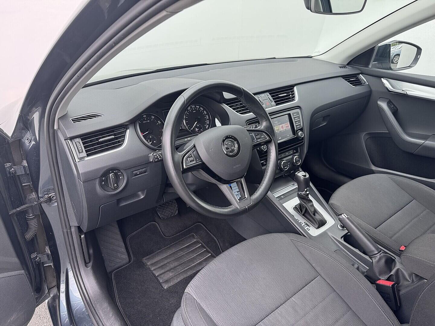 O419V08277_19.webp_OCTAVIA Style 1.4 TSI 110 kW automat