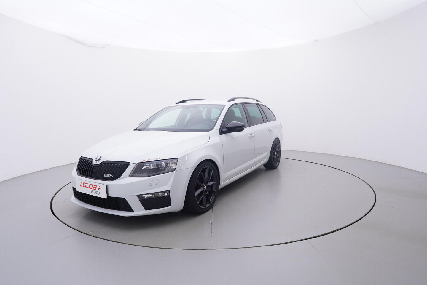 O419V08278_10.webp_OCTAVIA RS 2.0 TDI 135 kW manuál