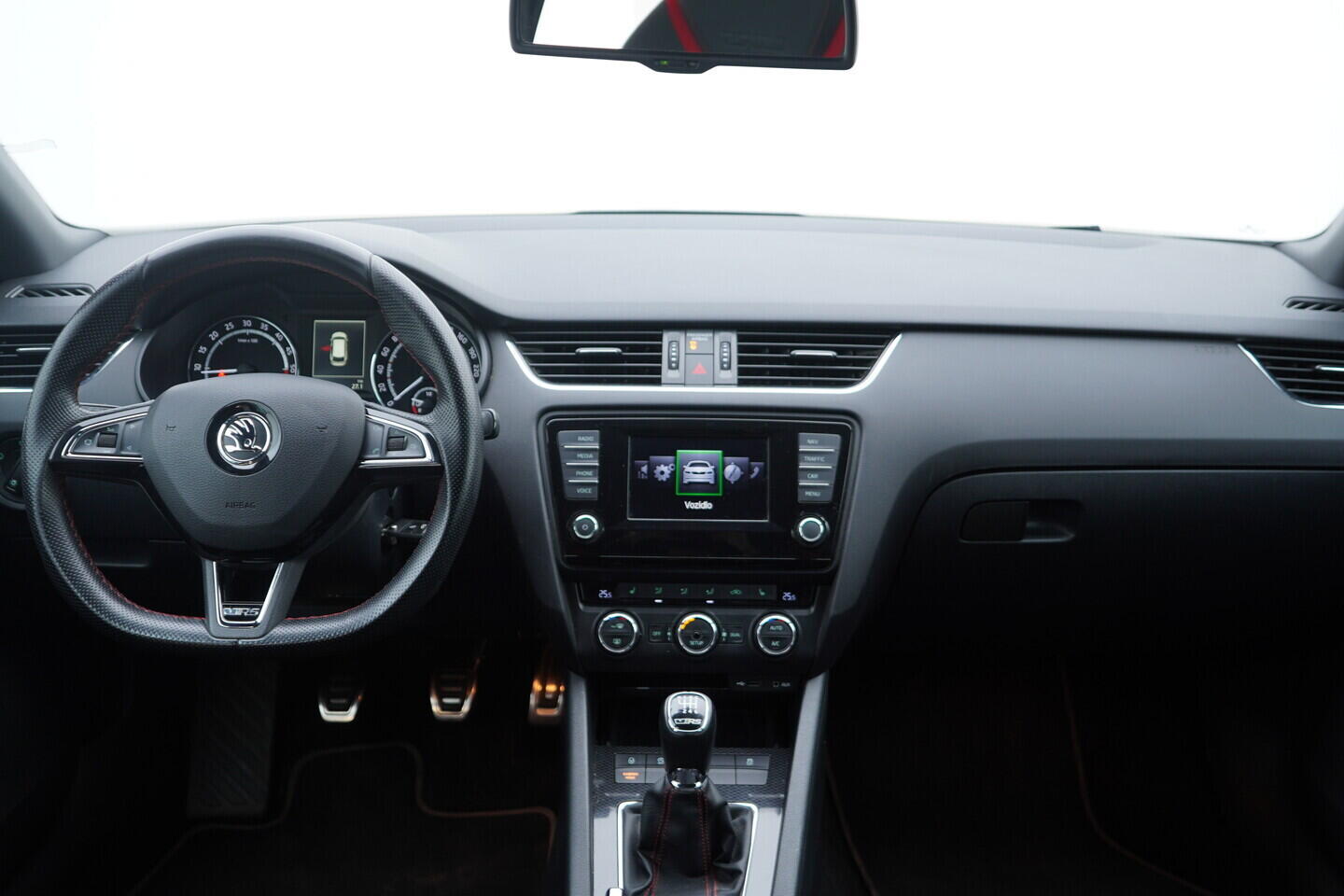 O419V08278_27.webp_OCTAVIA RS 2.0 TDI 135 kW manuál