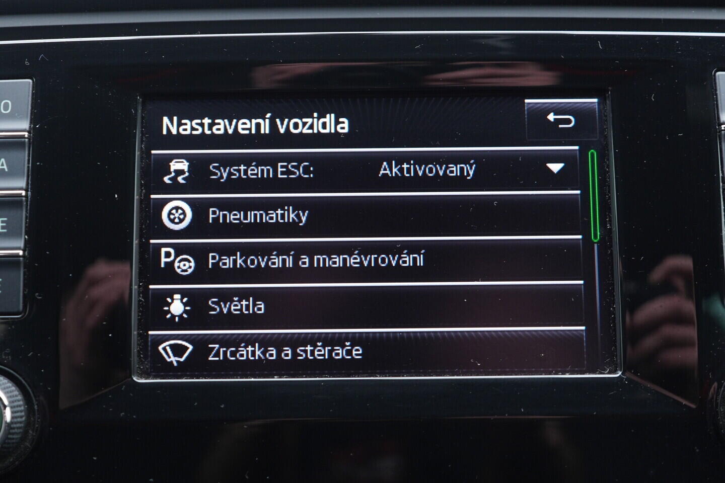 O419V08278_30.webp_OCTAVIA RS 2.0 TDI 135 kW manuál