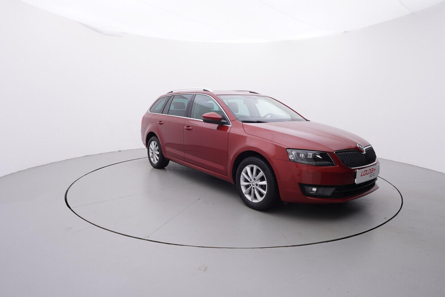 O419V08279_16.webp_OCTAVIA Style Extra 1.6 TDI 81 kW automat