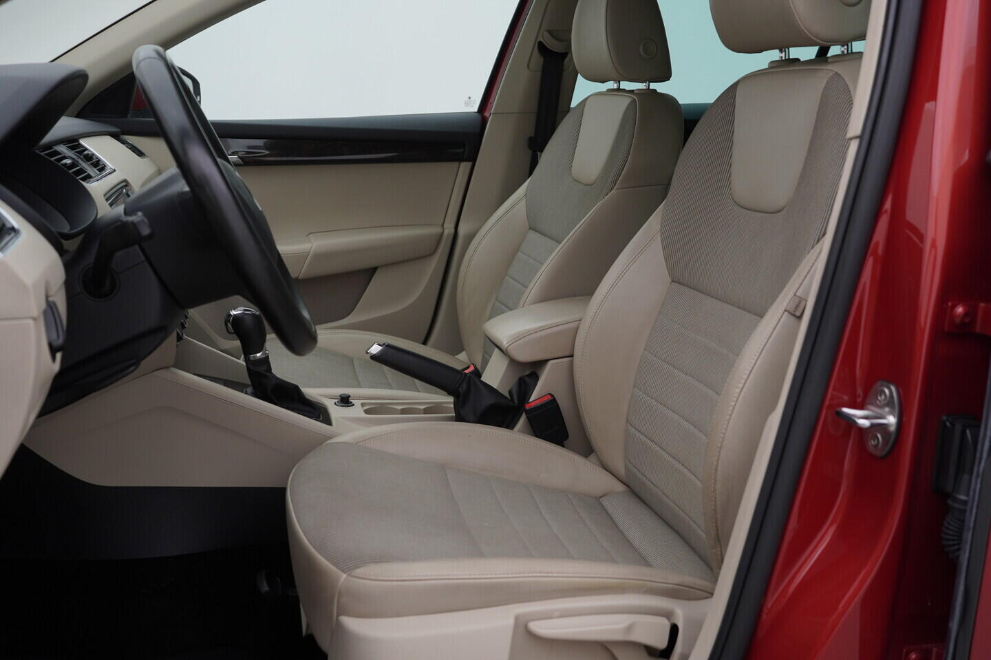 O419V08279_22.webp_OCTAVIA Style Extra 1.6 TDI 81 kW automat