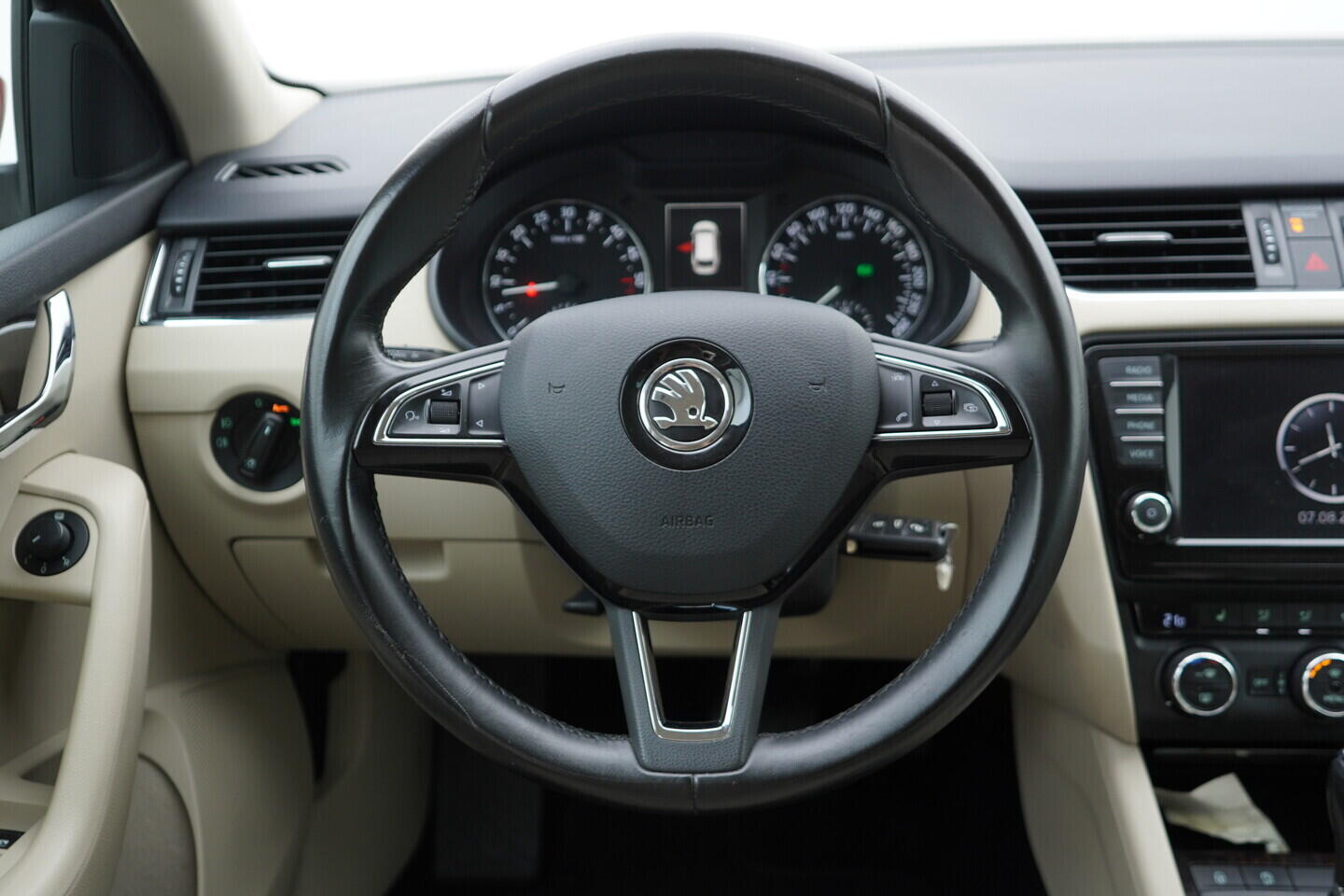 O419V08279_26.webp_OCTAVIA Style Extra 1.6 TDI 81 kW automat